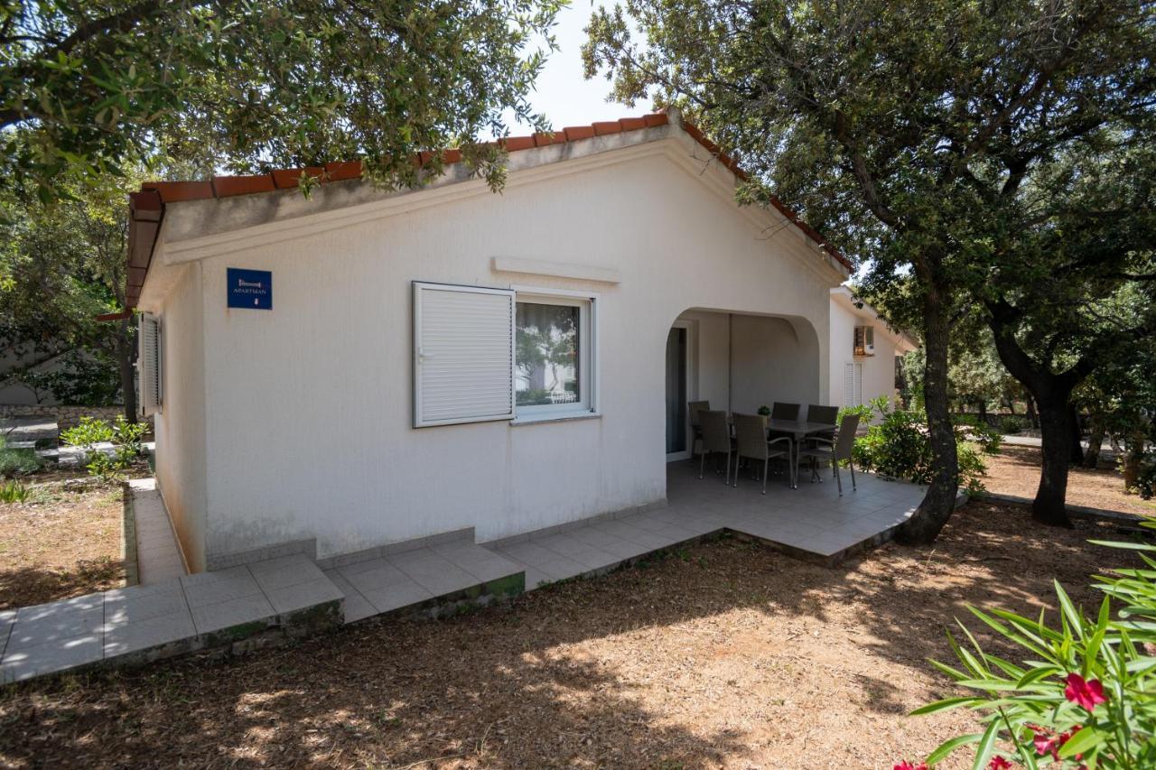 Apartments With A Parking Space Mandre, Pag - 16836 المظهر الخارجي الصورة