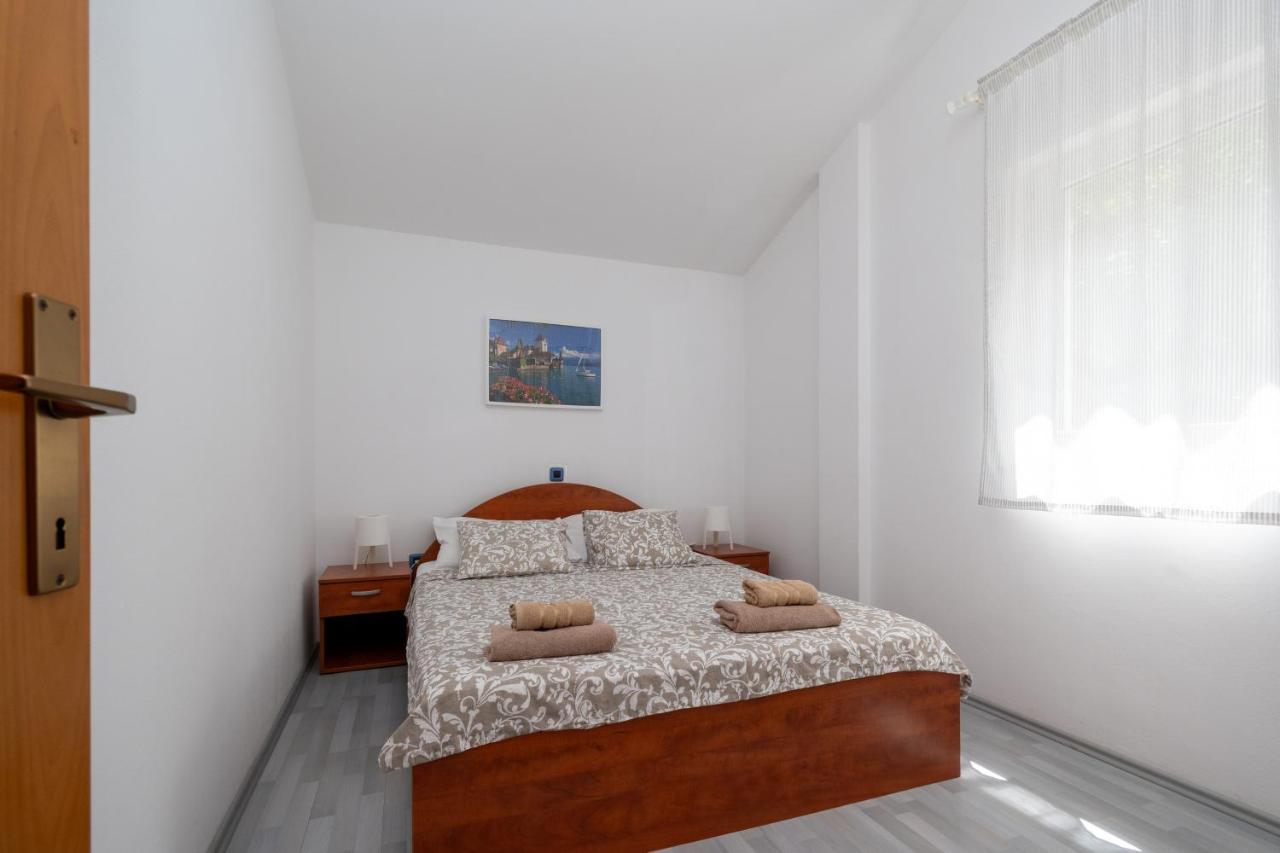 Apartments With A Parking Space Mandre, Pag - 16836 المظهر الخارجي الصورة